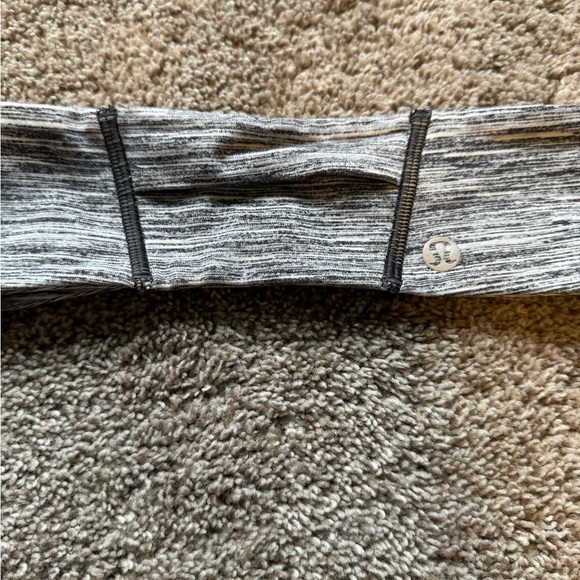 Lululemon Set of Neck gaiter and Headband - Picture 4 of 5